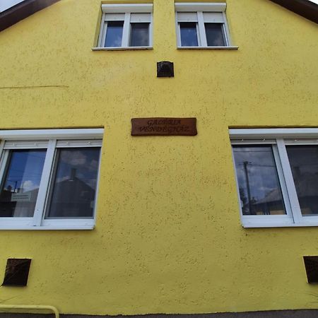 Galeria Vendeghaz Apartman Hajdúszoboszló Kültér fotó